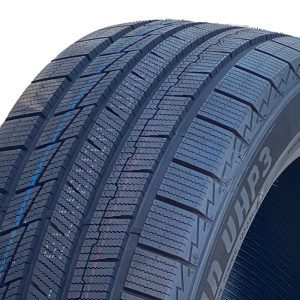 Superia Bluewin UHP 3 235/45 R18 98V XL